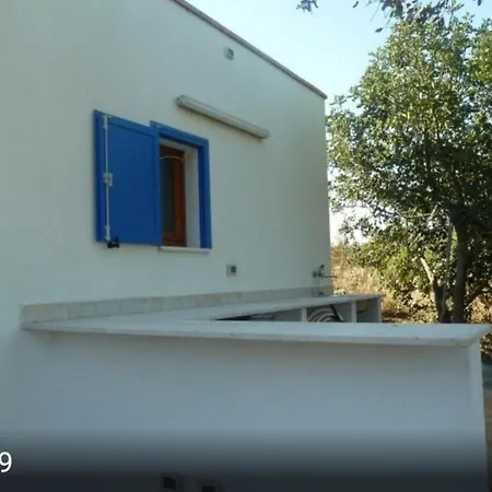 Il Rudere Riservata Casetta Vista Mare بيت للعطل